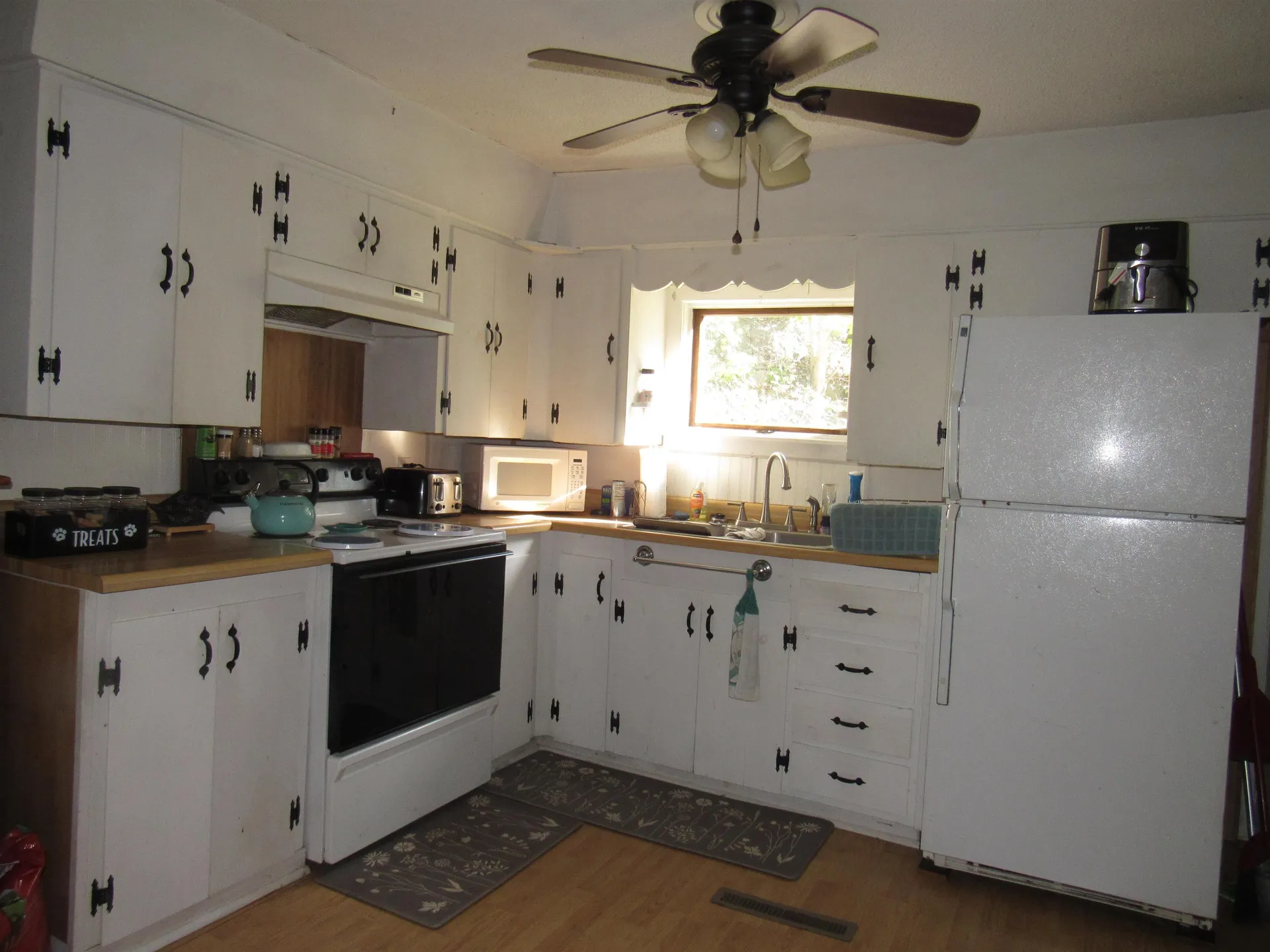 77 Maple Street Orleans VT 05860