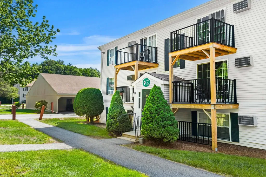 910 White Cedar Boulevard Portsmouth NH 03801