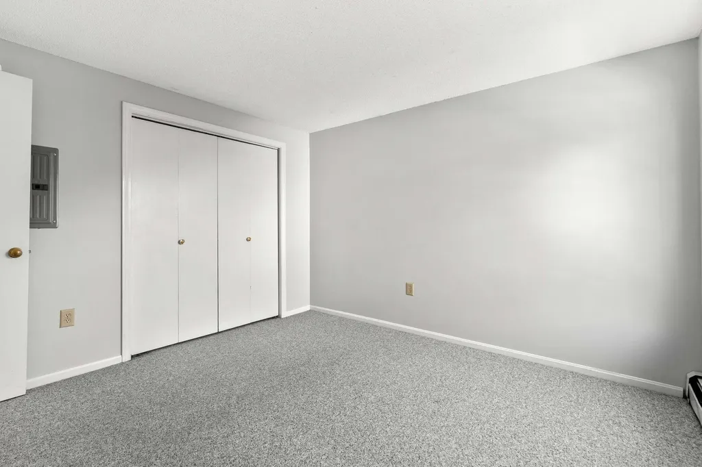 910 White Cedar Boulevard Portsmouth NH 03801