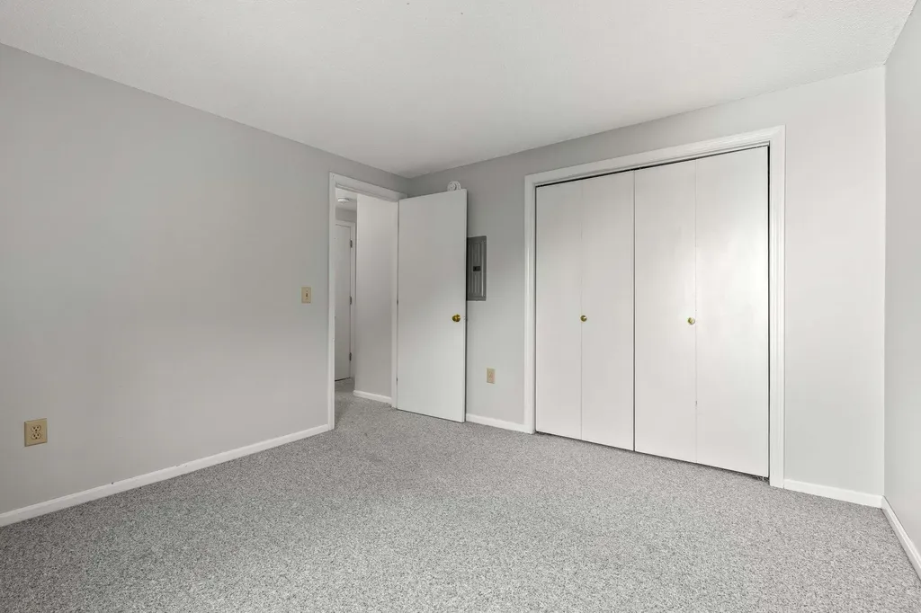 910 White Cedar Boulevard Portsmouth NH 03801