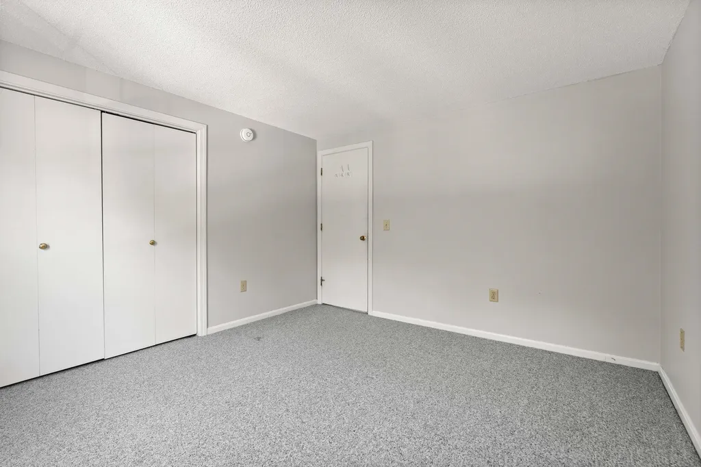 910 White Cedar Boulevard Portsmouth NH 03801