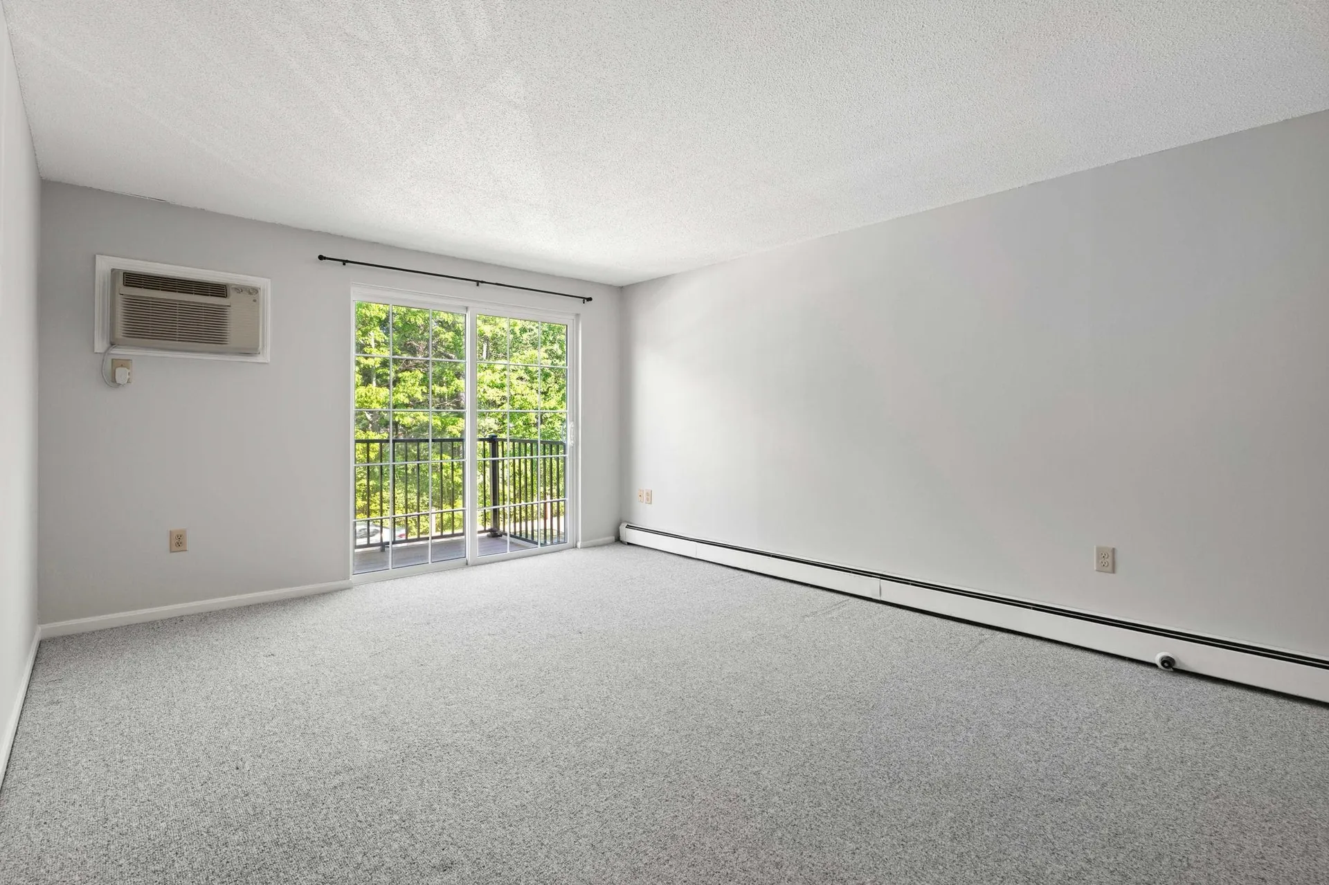 910 White Cedar Boulevard Portsmouth NH 03801