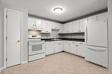 910 White Cedar Boulevard Portsmouth NH 03801