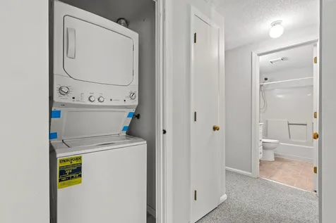 910 White Cedar Boulevard Portsmouth NH 03801