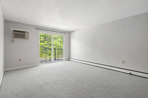 910 White Cedar Boulevard Portsmouth NH 03801