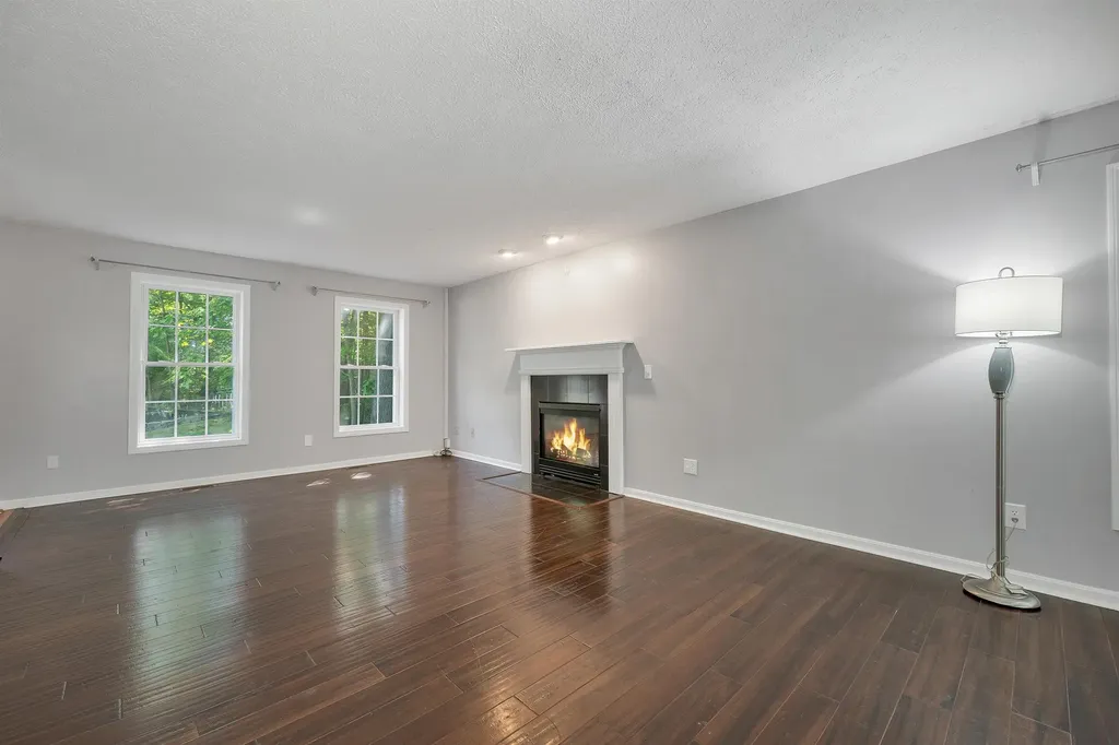 5 Boylston Avenue Nashua NH 03064