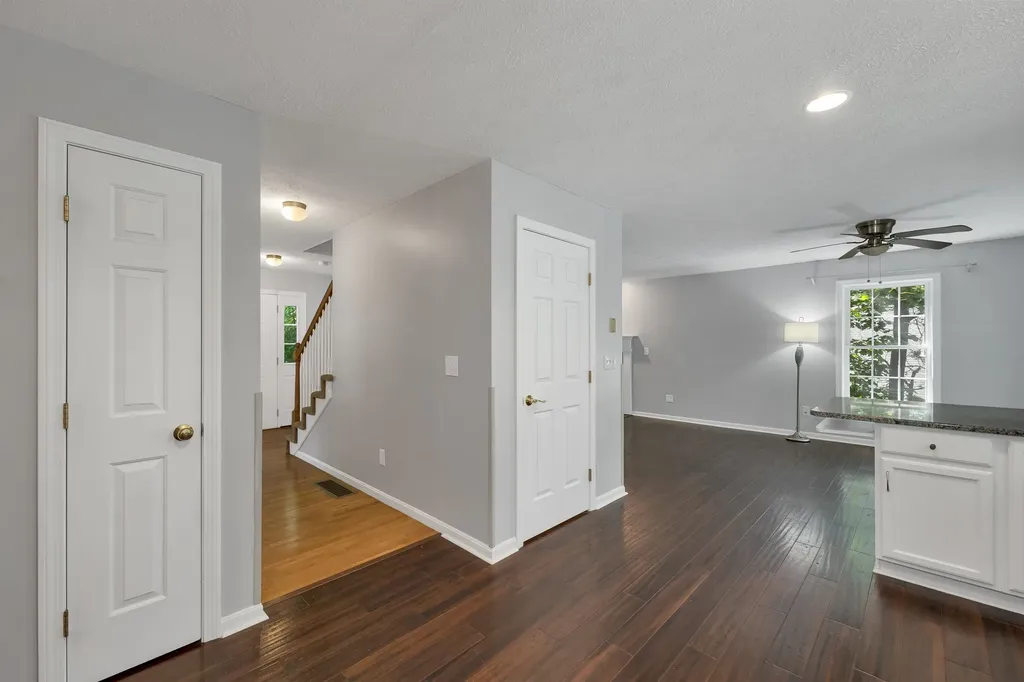 5 Boylston Avenue Nashua NH 03064