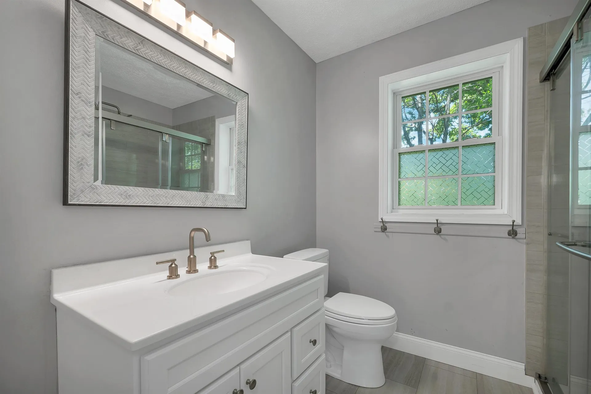 5 Boylston Avenue Nashua NH 03064