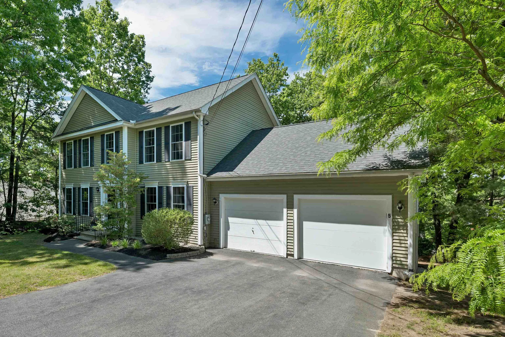 5 Boylston Avenue Nashua NH 03064
