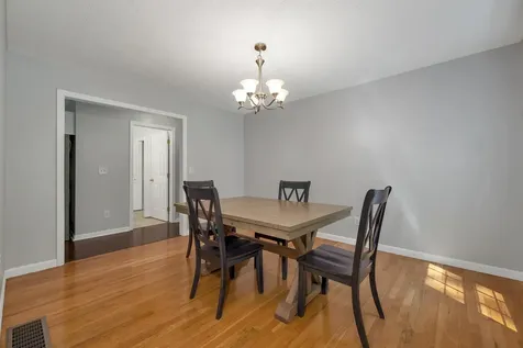 5 Boylston Avenue Nashua NH 03064