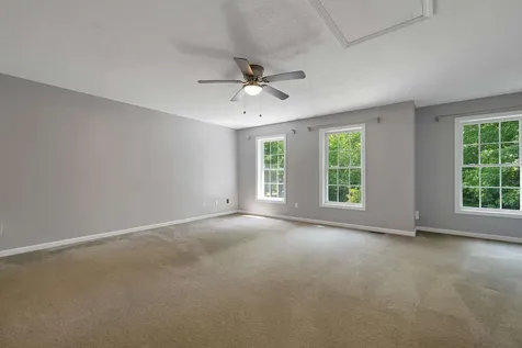 5 Boylston Avenue Nashua NH 03064