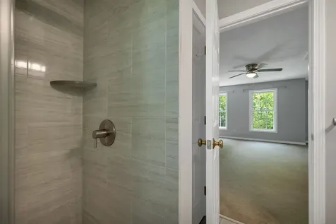 5 Boylston Avenue Nashua NH 03064