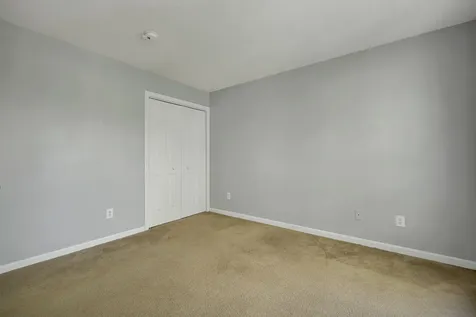 5 Boylston Avenue Nashua NH 03064