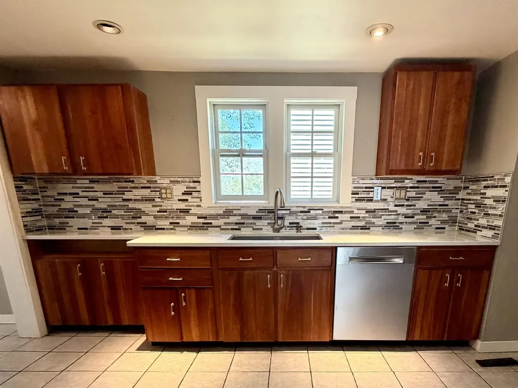 60 Church Street Lebanon NH 03766