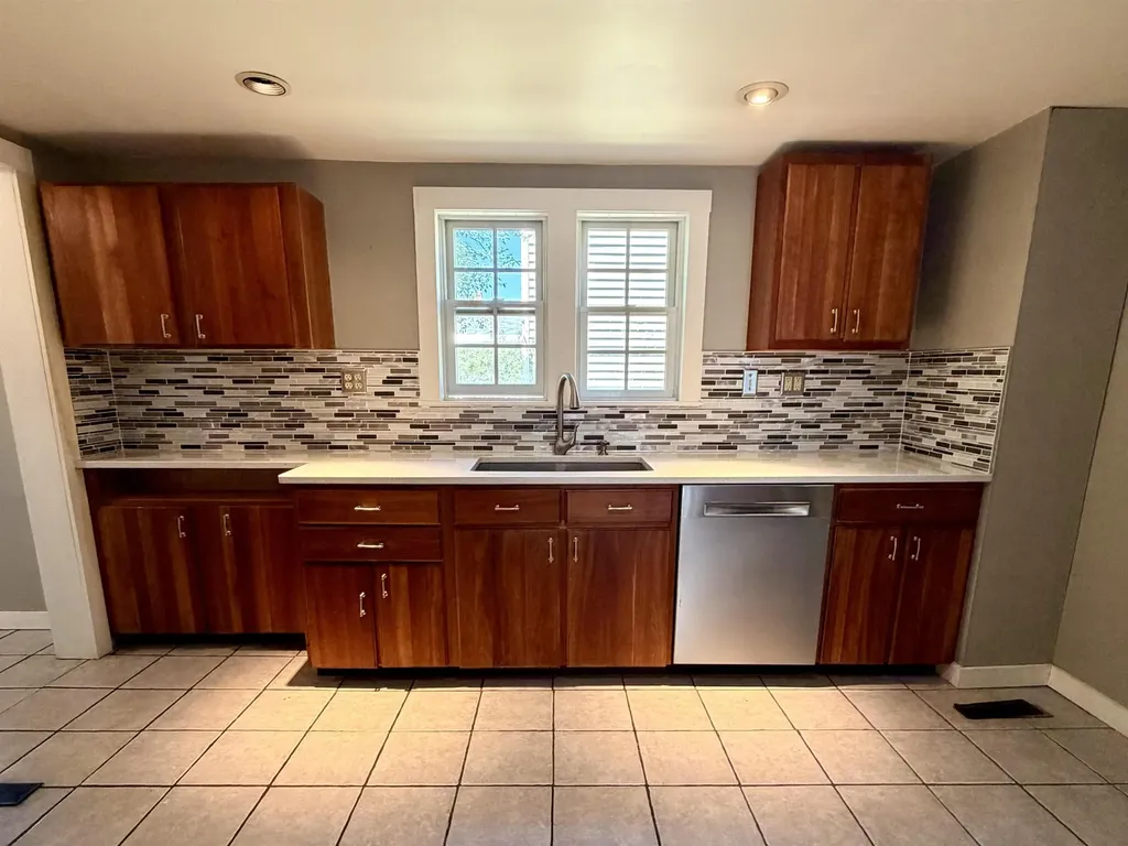 60 Church Street Lebanon NH 03766