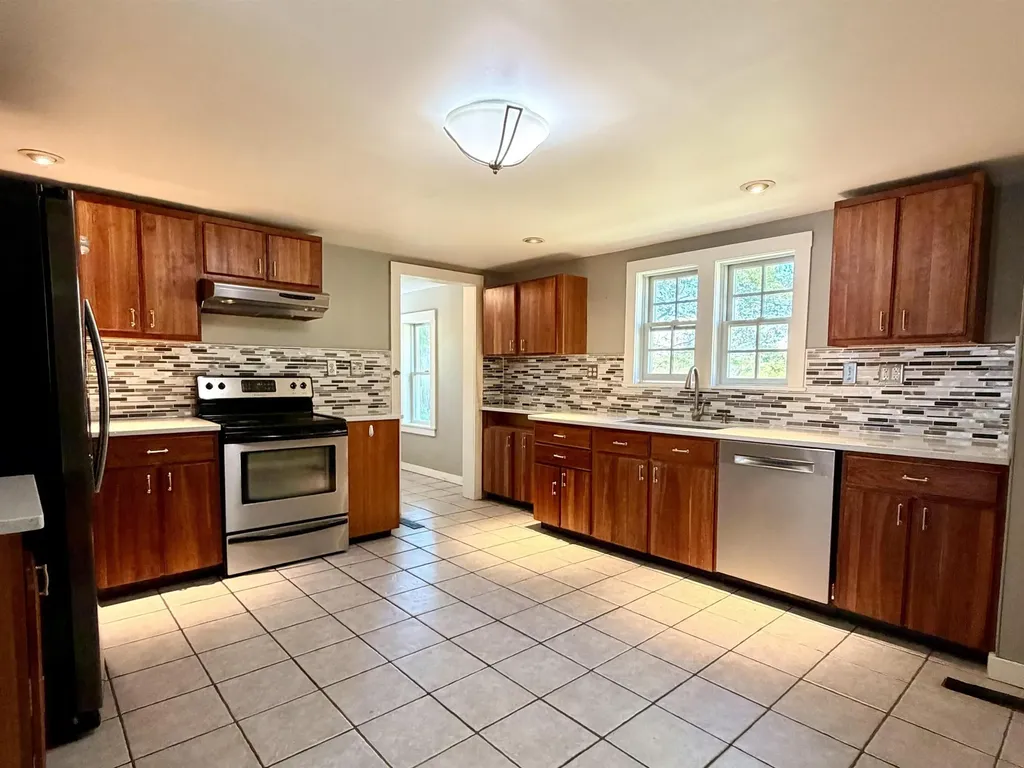 60 Church Street Lebanon NH 03766