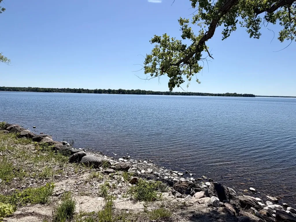 3953 West Shore Road Alburgh VT 05440-5609