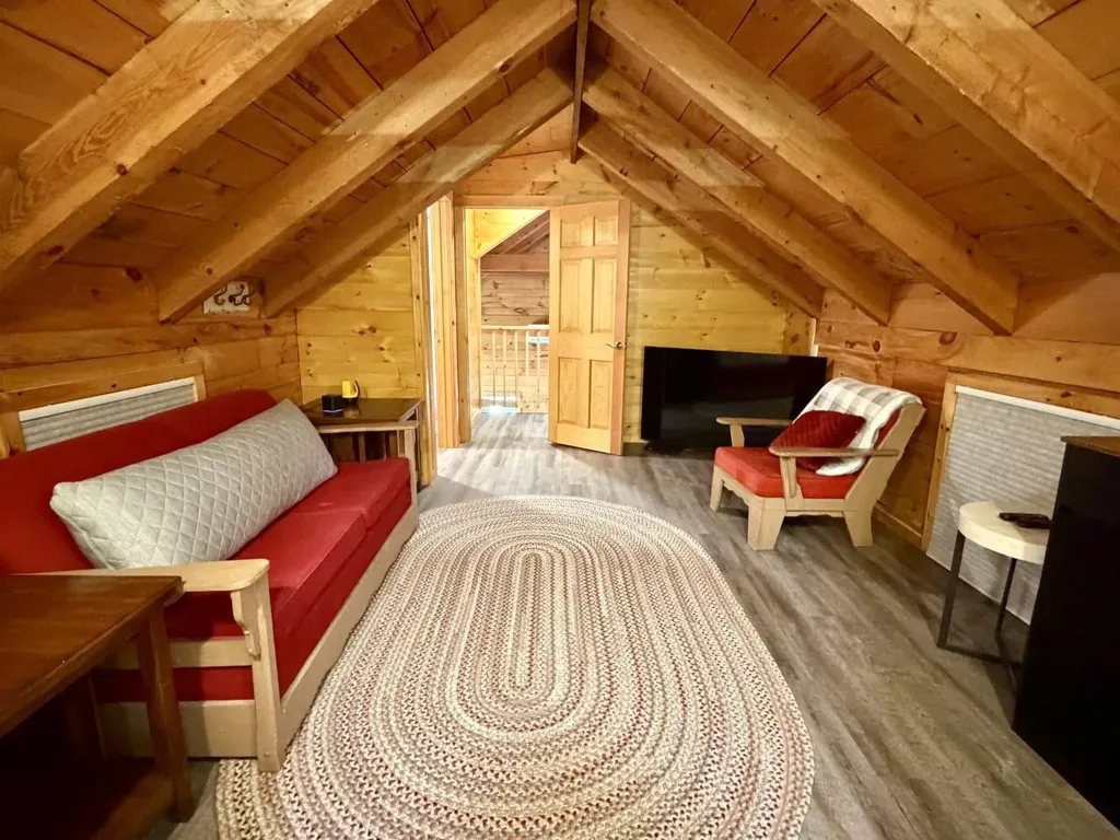 3953 West Shore Road Alburgh VT 05440-5609