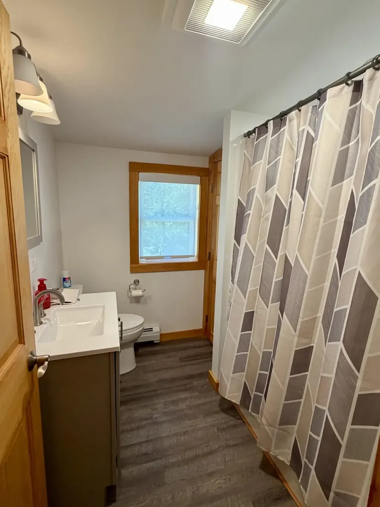 3953 West Shore Road Alburgh VT 05440-5609