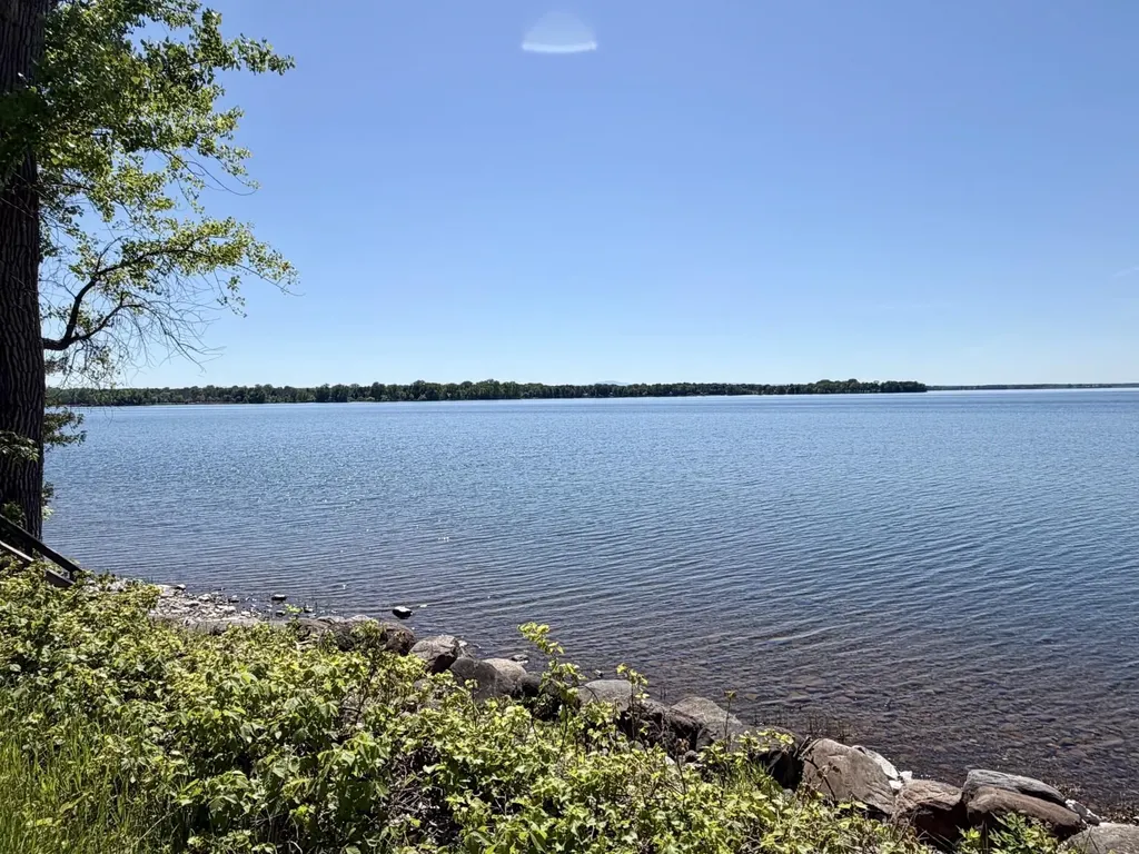 3953 West Shore Road Alburgh VT 05440-5609