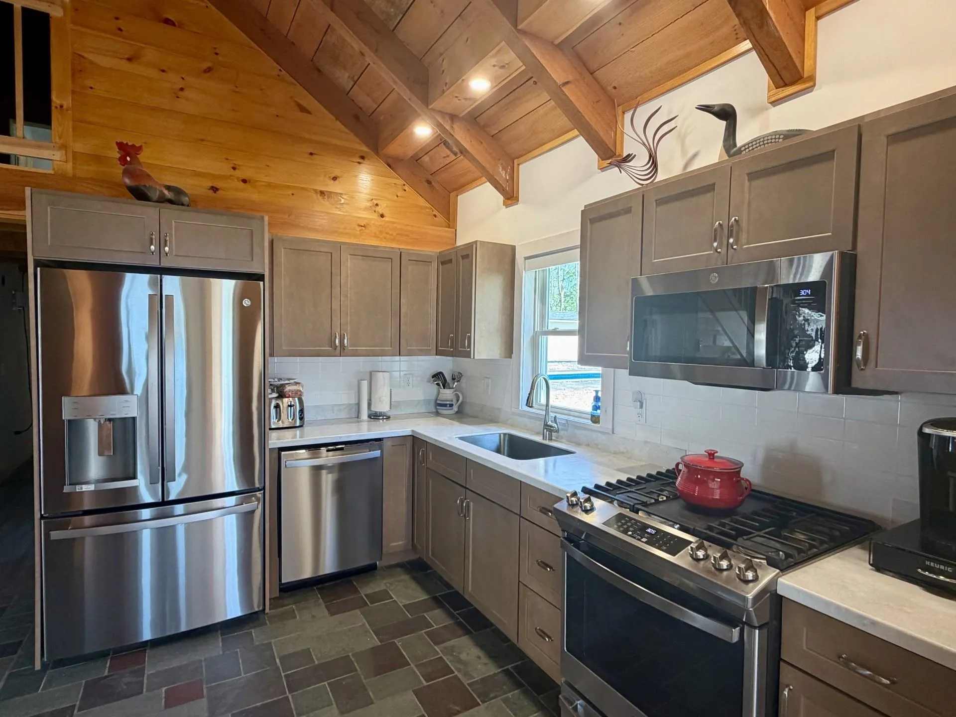 3953 West Shore Road Alburgh VT 05440-5609