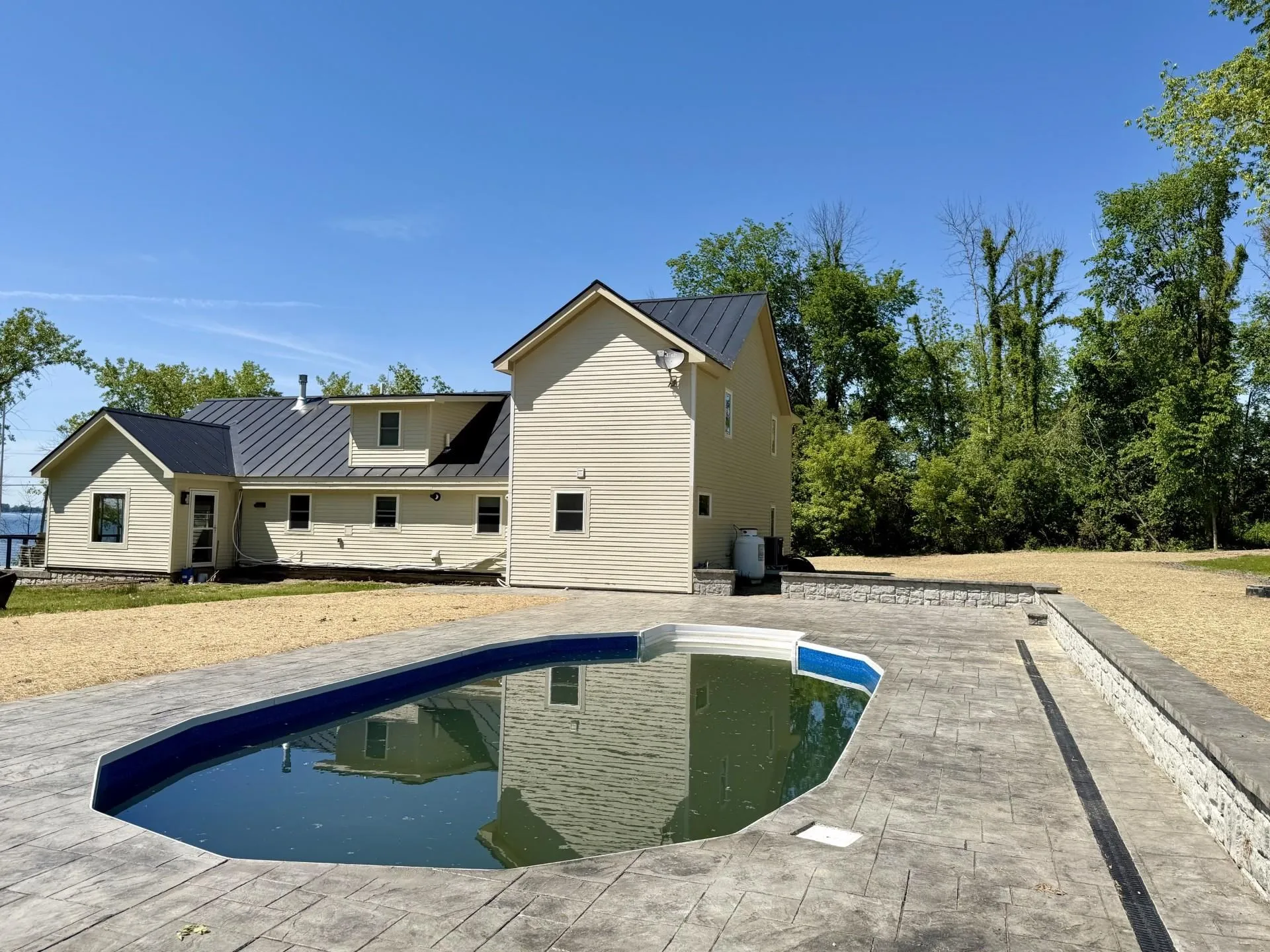 3953 West Shore Road Alburgh VT 05440-5609