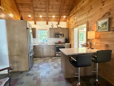 3953 West Shore Road Alburgh VT 05440-5609