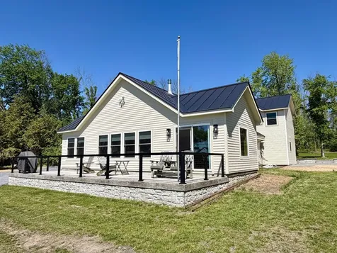 3953 West Shore Road Alburgh VT 05440-5609