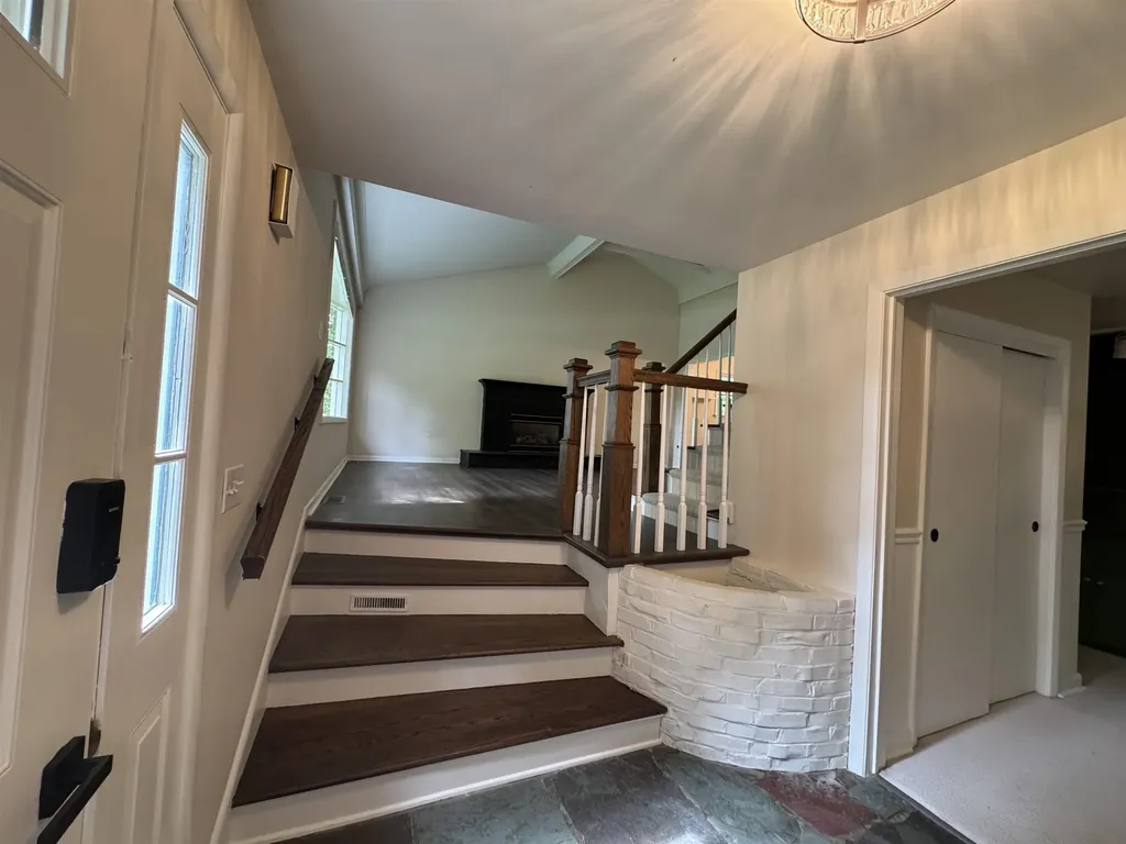 379 Pinehurst Drive Shelburne VT 05482
