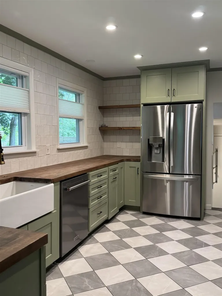 379 Pinehurst Drive Shelburne VT 05482