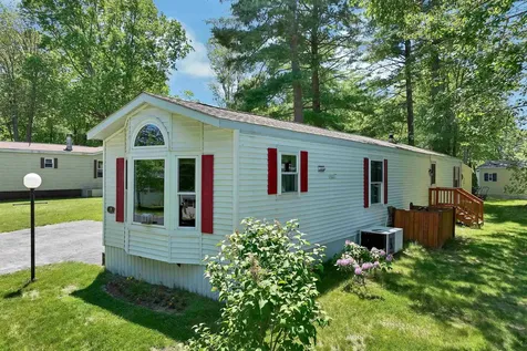 8 N. Cranberry Lane Rochester NH 03867