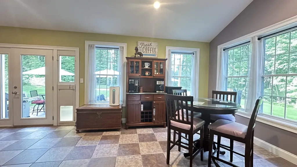172 Arah Street Manchester NH 03104