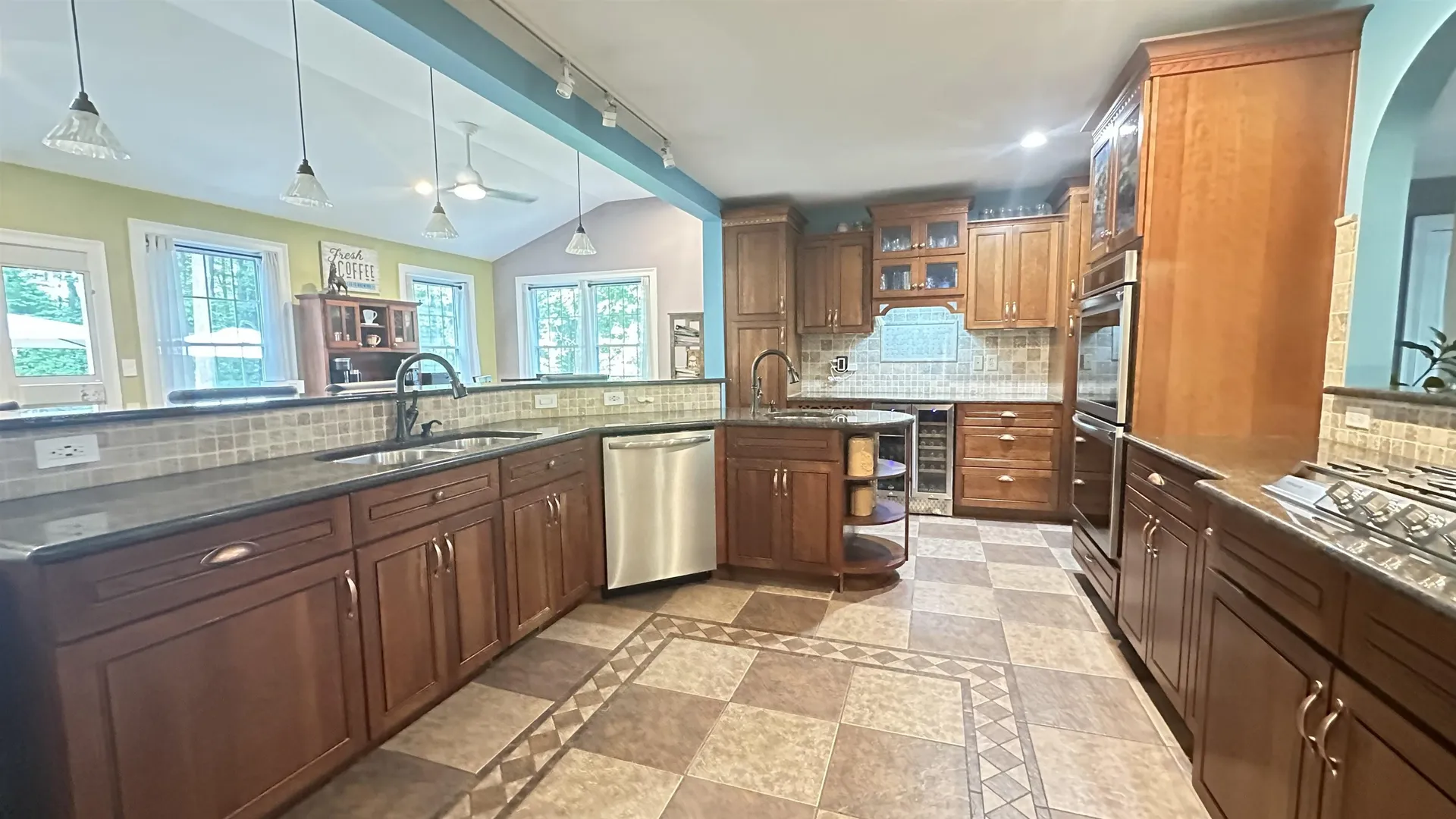172 Arah Street Manchester NH 03104