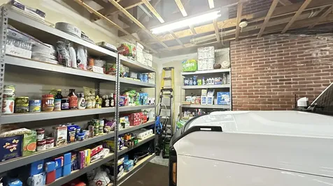 172 Arah Street Manchester NH 03104