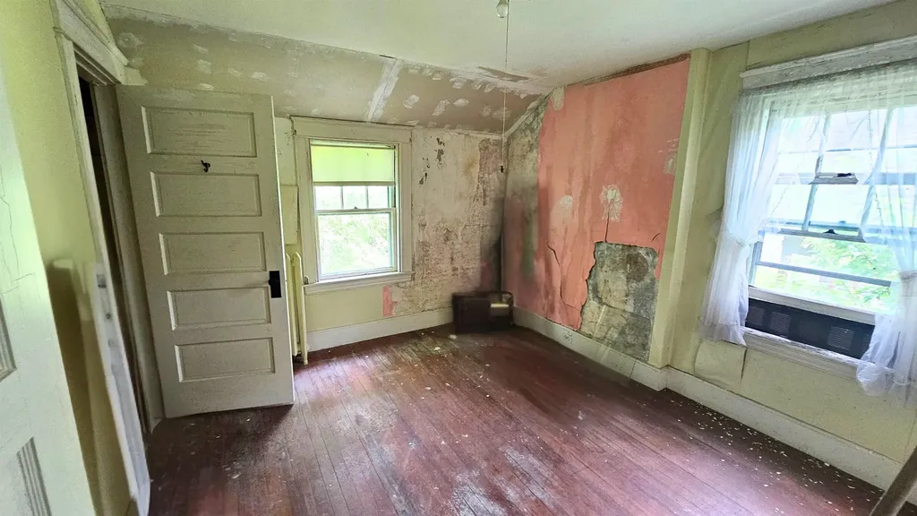 17 Clement Road Springfield VT 05156