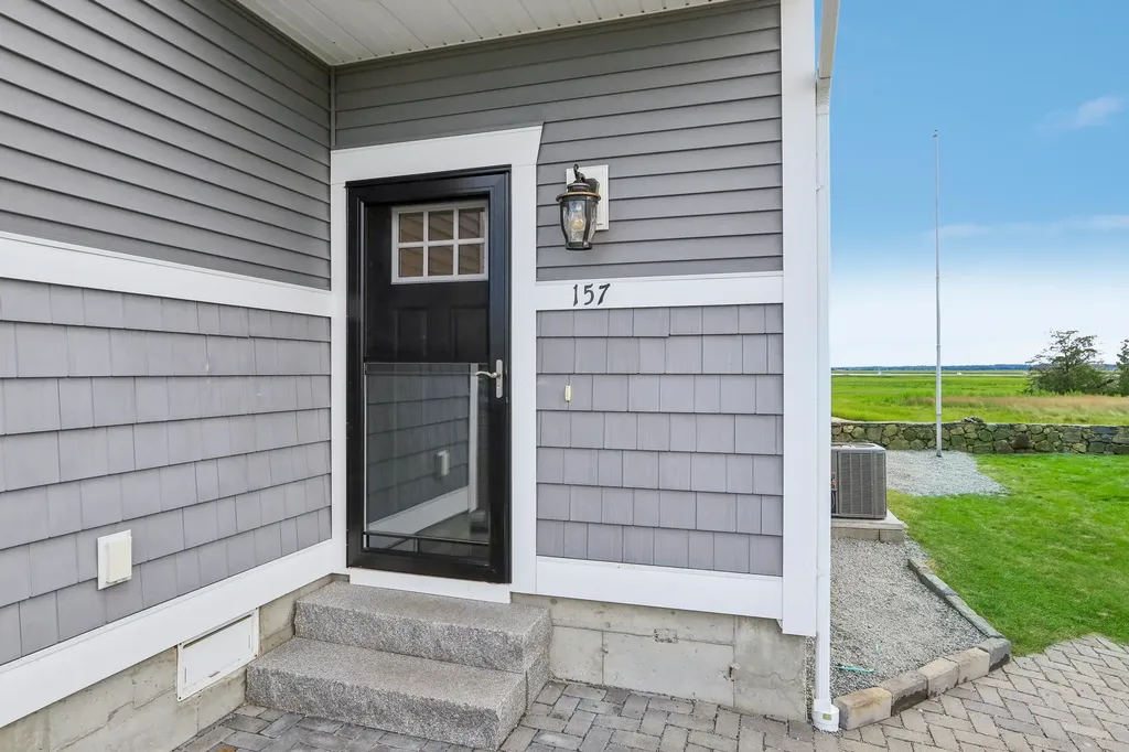 155 Island Path Hampton NH 03842