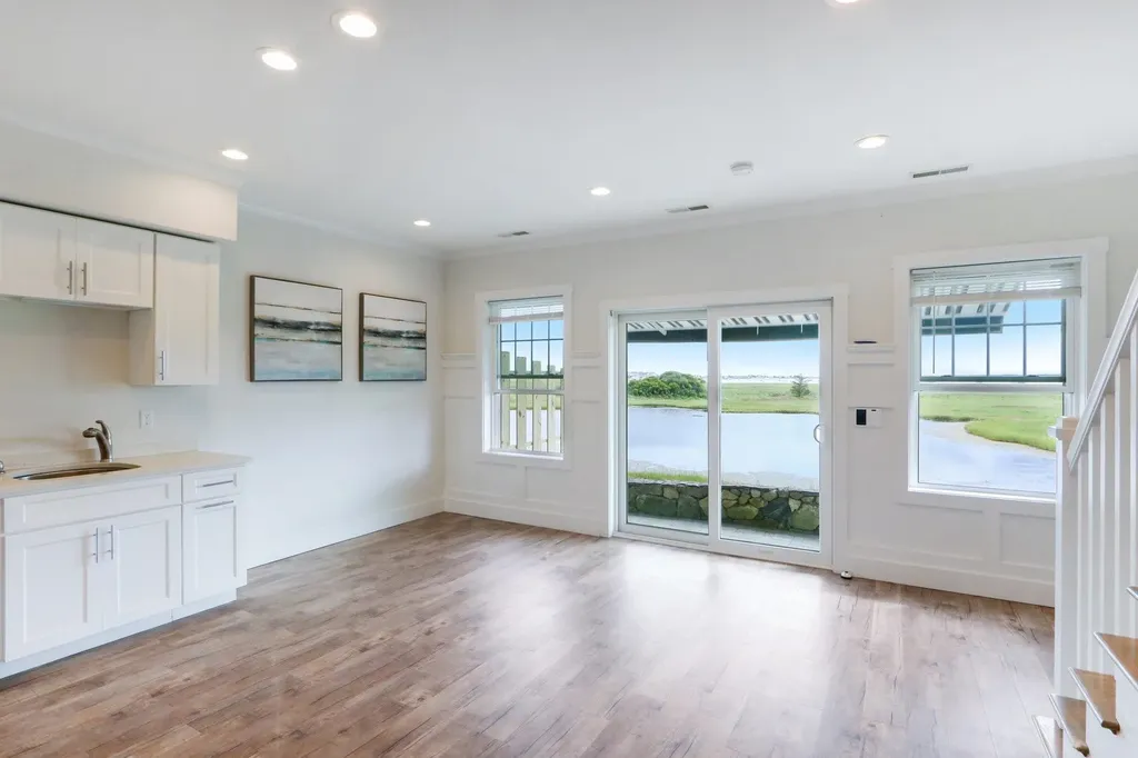155 Island Path Hampton NH 03842