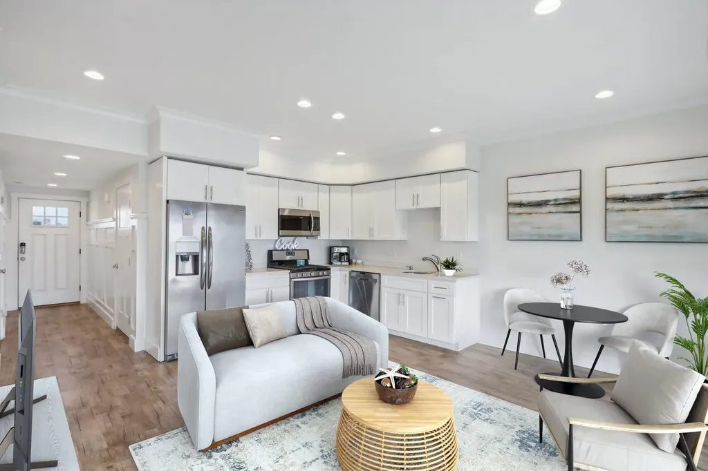 155 Island Path Hampton NH 03842