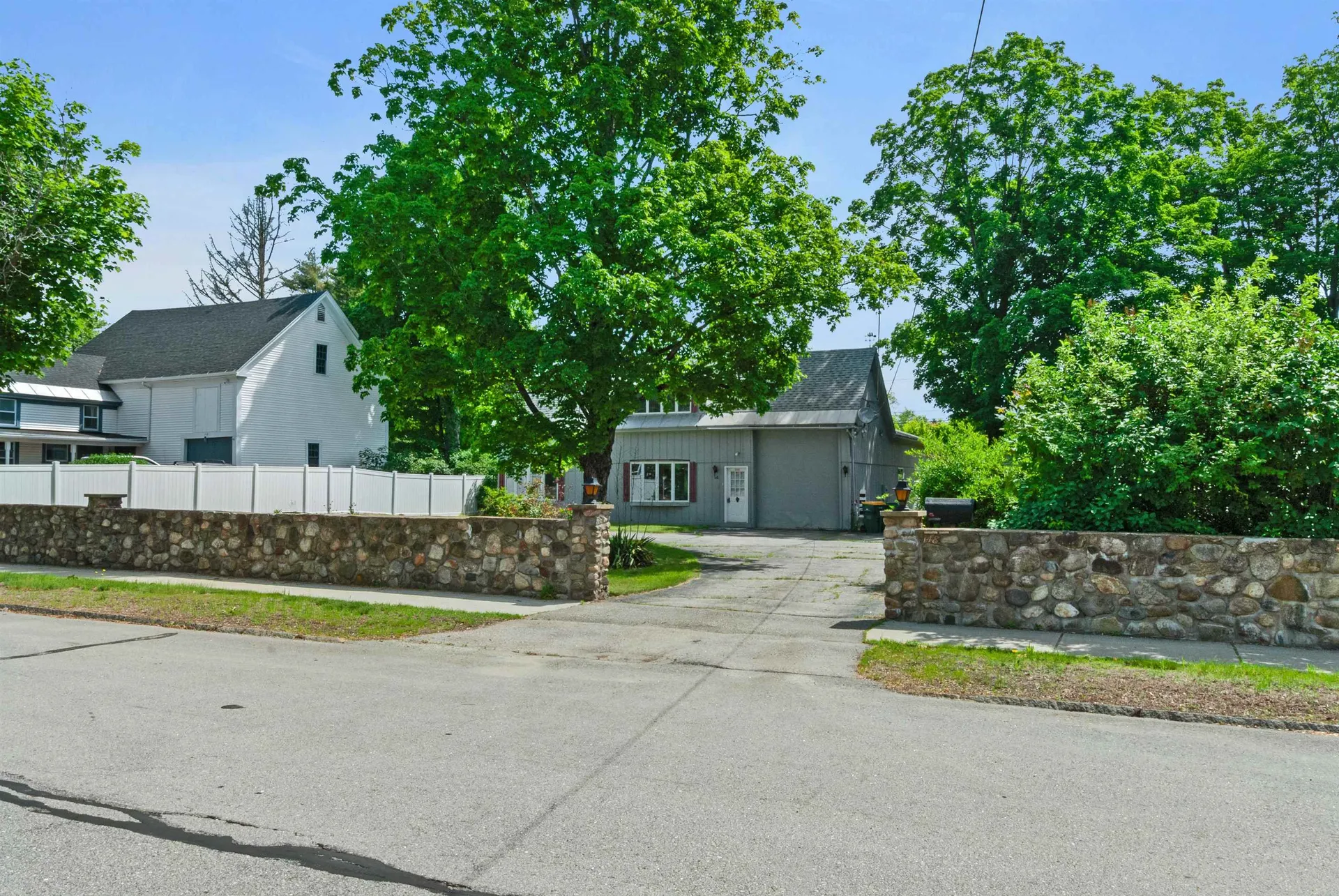 148 Charles Street Rochester NH 03867