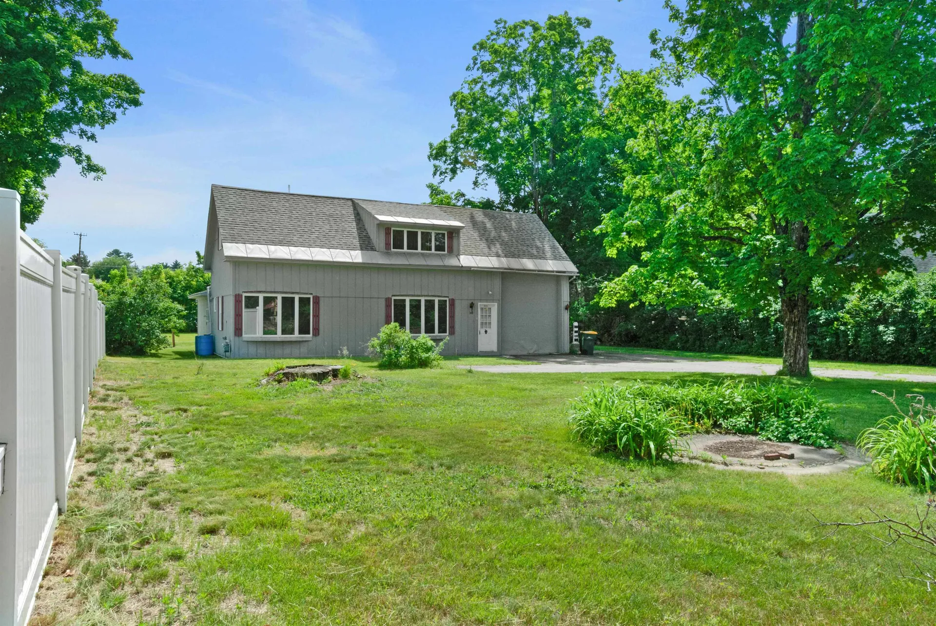 148 Charles Street Rochester NH 03867