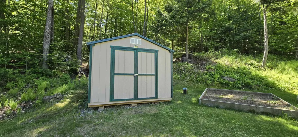 119 Deer Drive Gilmanton NH 03237