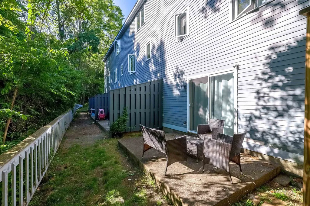 14 Auclair Avenue Manchester NH 03102