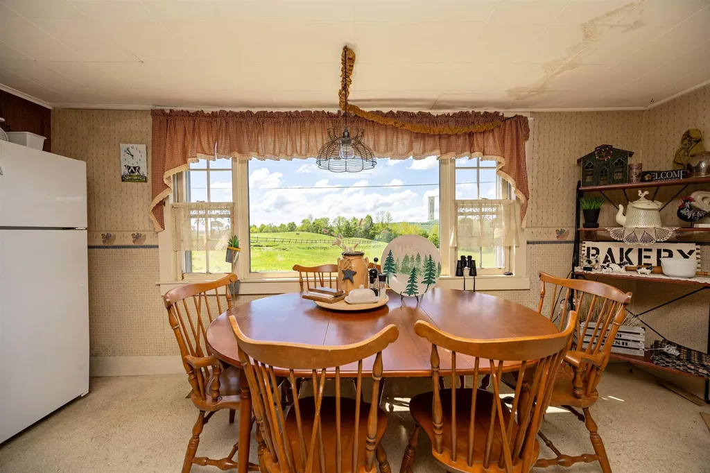 487 Nelson Hill Road Sheffield VT 05866-0165