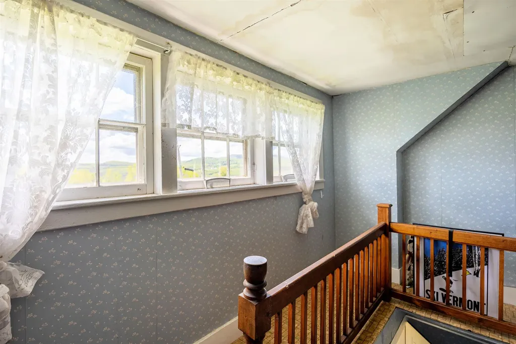 487 Nelson Hill Road Sheffield VT 05866-0165