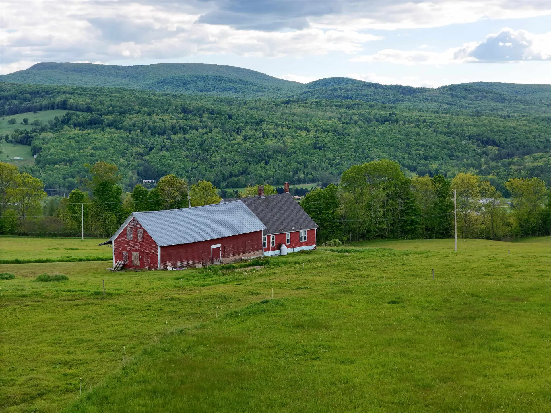 487 Nelson Hill Road Sheffield VT 05866-0165