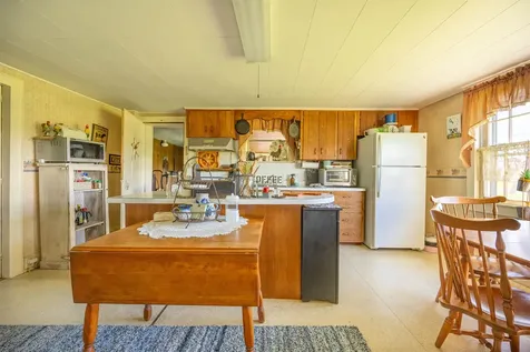 487 Nelson Hill Road Sheffield VT 05866-0165