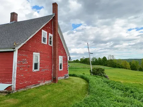 487 Nelson Hill Road Sheffield VT 05866-0165