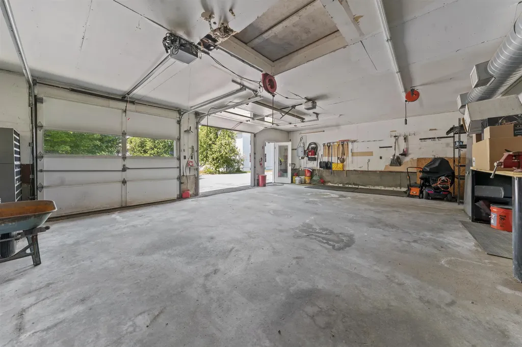 7 School Street Allenstown NH 03275