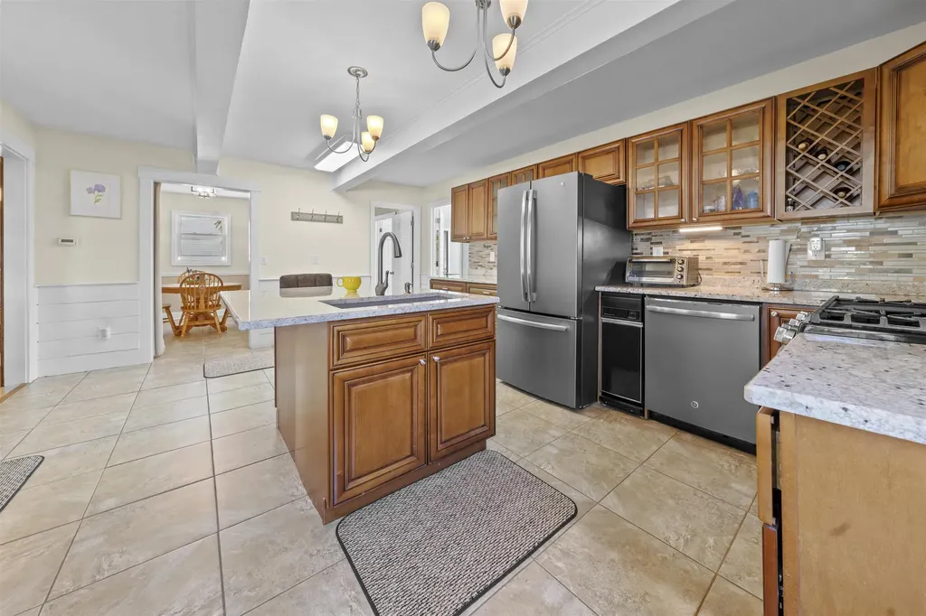 7 School Street Allenstown NH 03275