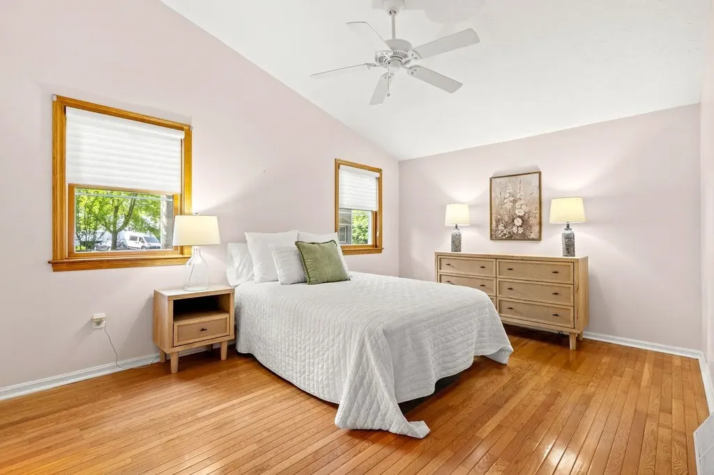 10 Jamaica Lane Nashua NH 03063